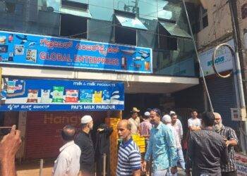 ಭಟ್ಕಳದಲ್ಲಿ ‘ಅರ್ಧ ಬೆಲೆ ಆಫರ್’ ಬಲೆ — ಲಕ್ಷಾಂತರ ರೂಪಾಯಿ ವಂಚನೆ!