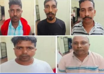 ಬೈಂದೂರು: ಸಾರ್ವಜನಿಕ ಸ್ಥಳದಲ್ಲಿ ಜೂಜಾಟ — ಆರು ಮಂದಿ ಜೂಜುಕೊರರರು ಪೊಲೀಸರ ಬಲೆಗೆ