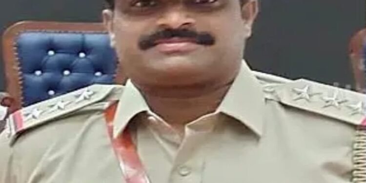 ಅಂಕೋಲಾದ ಪೊಲೀಸ್ ಇನ್ಸ್ಪೆಕ್ಟರ್ ಚಂದ್ರಶೇಖರ ಮಠಪತಿ ಅವರು ಓಸಿ ಮಟ್ಕಾ ಬುಕ್ಕಿಗಳಿಂದ ತಿಂಗಳಿಗೆ 6 ಲಕ್ಷ ಹಣ ಪಡೆಯುತ್ತಿದ್ದಾರೆ:ಅಂಕೋಲಾ ಪುರಸಭೆಯ ಮಾಜಿ ಸದಸ್ಯ ಸಂದೀಪ ಭಂಟ್ ಆರೋಪ