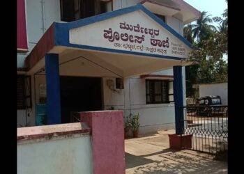 ಮುರುಡೇಶ್ವರದಲ್ಲಿ ಮಧ್ಯರಾತ್ರಿಯಲ್ಲಿ ಸ್ಕೂಟಿ ಸವಾರನ ಬಂಗಾರದ ಸರ ಕಳವು – ಮಂಗಳಮುಖಿಯರ ಕೃತ್ಯ!