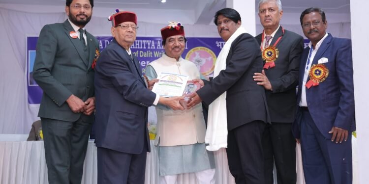 ದಲಿತ ಹಕ್ಕುಗಳ ಹೋರಾಟಗಾರ ಕಿರಣ ನಾರಾಯಣ ಶಿರೂರರಿಗೆ ಡಾ. ಬಿ.ಆರ್. ಅಂಬೇಡ್ಕರ್ ರಾಷ್ಟ್ರೀಯ ವಿಶಿಷ್ಟ ಸೇವಾ ಪ್ರಶಸ್ತಿ