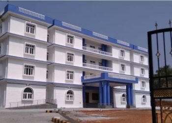 ಭಟ್ಕಳ ತಹಸೀಲ್ದಾರ್ ಕಚೇರಿಗೆ ಬಾಂಬ್ ಬೆದರಿಕೆ: ಭದ್ರತೆ ಬಿಗಿ, ತೀವ್ರ ಪರಿಶೀಲನೆ