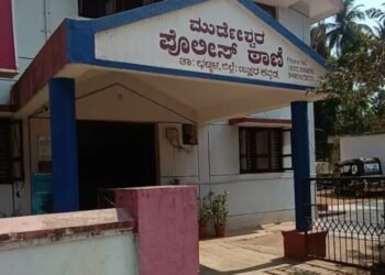 ಮುರುಡೇಶ್ವರ ಕಡಲತೀರದಲ್ಲಿ ಮಾದಕ ವಸ್ತು ಸೇವನೆ: ಬೆಂಗಳೂರಿನ ಇಬ್ಬರು ವಿದ್ಯಾರ್ಥಿಗಳು ಪೊಲೀಸ್ ವಶಕ್ಕೆ