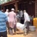 ಅಳವೆಕೋಡಿ ದುರಂತ ಸಂತ್ರಸ್ತರಿಗೆ ನೆರವಿನ ಹಸ್ತ: ಜಮಾತೆ ಇಸ್ಲಾಮಿ ಹಿಂದ್ HRS ತಂಡದಿಂದ ದಿನಸಿ ಕಿಟ್ ವಿತರಣೆ
