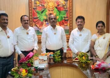 ಶಿರಸಿಯ ಶ್ರೀ ಮಾರಿಕಾಂಬಾ ದೇವಸ್ಥಾನಕ್ಕೆ ನೂತನ ಧರ್ಮದರ್ಶಿ ಮಂಡಳಿ: ರವಿ ಬೆಳ್ಳಿಮನೆ ಅಧ್ಯಕ್ಷ – ಅಶೋಕ ಪವಾರ್ ಉಪಾಧ್ಯಕ್ಷ