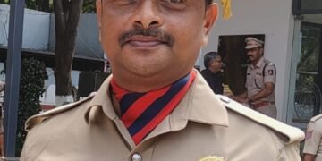ಡಿ.ಜಿ.–ಐಜಿಪಿ ಶ್ಲಾಘನಾ ಚಿನ್ನದ ಪದಕಕ್ಕೆ ಭಾಜನರಾದ ಭಟ್ಕಳದ ಹೆಡ್ ಕಾನ್ಸ್ಟೇಬಲ್ ದೀಪಕ್ ನಾಯ್ಕ