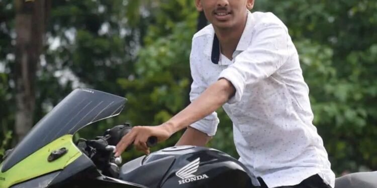 ಶಿರಸಿಯಲ್ಲಿ ಭೀಕರ ಬೈಕ್ ಅಪಘಾತ: 21 ವರ್ಷದ ಯುವಕ ದುರ್ಮರಣ, ಇಬ್ಬರಿಗೆ ಗಂಭೀರ ಗಾಯ