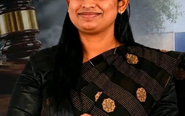 ಹುಣಸೂರು ಉಪವಿಭಾಗಾಧಿಕಾರಿ ಕಾವ್ಯಾರಾಣಿ ಲೋಕಾಯುಕ್ತ ಬಲೆಗೆ; ಲಂಚ ಸ್ವೀಕರಿಸುತ್ತಿದ್ದ ವೇಳೆ ಕಾರ್ಯಾಚರಣೆ