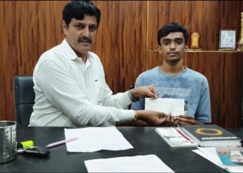 ಏಷ್ಯಾ ಪೆಸಿಫಿಕ್ ಯೋಗ ಸ್ಪರ್ಧೆಗೆ ಆಯ್ಕೆಯಾದ ನಂದನ್ ಭಟ್‌ಗೆ ಅನಂತಮೂರ್ತಿ ಹೆಗಡೆರಿಂದ ವೈಯಕ್ತಿಕ ನೆರವು