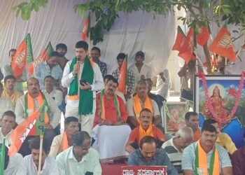 ಭ್ರಷ್ಟಾಚಾರದ ಆರೋಪ ಎದುರಿಸುತ್ತಿರುವ ಸಚಿವ ನಾಗೇಂದ್ರ ನೈತಿಕ ಹೊಣೆ ಹೊತ್ತು ರಾಜೀನಾಮೆ ನೀಡಬೇಕು: ಬಿಜೆಪಿ ಮುಖಂಡ ಅನಂತಮೂರ್ತಿ ಹೆಗಡೆ ಆಗ್ರಹ