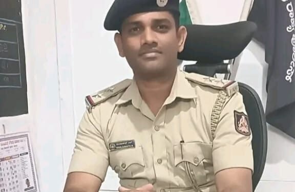ಹಳೇಬೀಡು ಠಾಣೆಯ ಪಿಎಸ್ಐ ಲೋಕಾಯುಕ್ತ ಬಲೆಗೆ: ₹20 ಸಾವಿರ ಲಂಚ ಸ್ವೀಕರಿಸುವಾಗ ಬಂಧನ