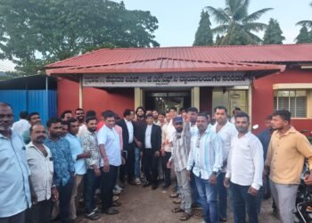 ಭಟ್ಕಳ ಕಲ್ಲು ತೂರಾಟ ಪ್ರಕರಣ: ಜೀವನ್ ನಾಯ್ಕ, ದೇವರಾಜ್ ನಾಯ್ಕಗೆ ಜಾಮೀನು